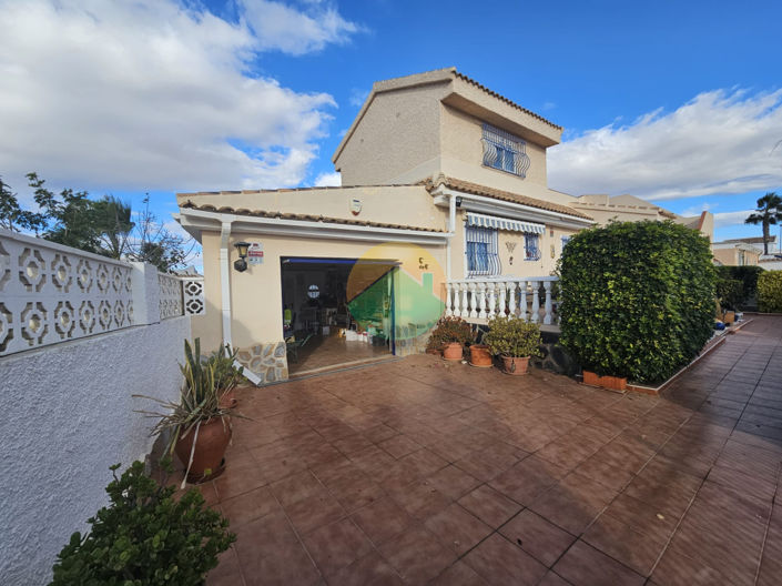 Image No.9-3 Bed Villa for sale