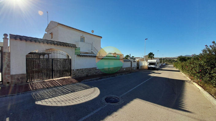 Image No.8-3 Bed Villa for sale