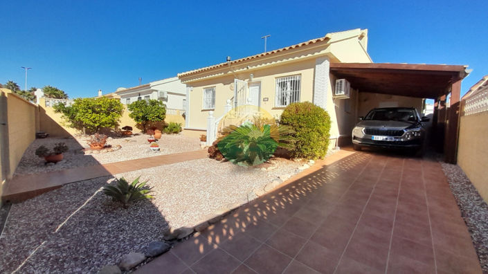 Image No.9-2 Bed Villa for sale