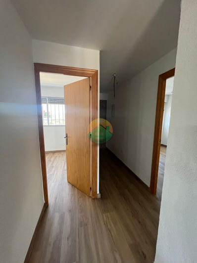 Image No.10-3 Bed Apartment for sale