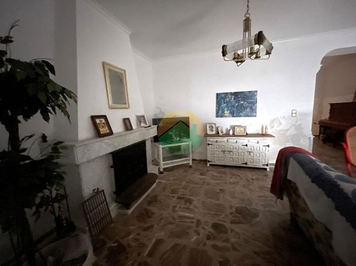 Image No.13-4 Bed House for sale