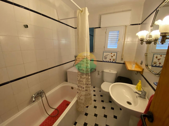 Image No.21-5 Bed Apartment for sale