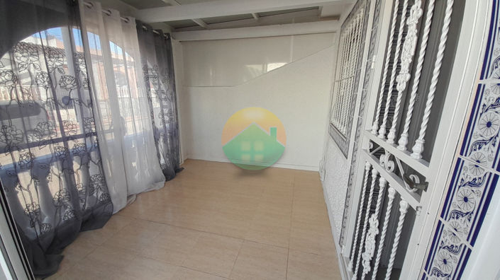 Image No.12-2 Bed House for sale