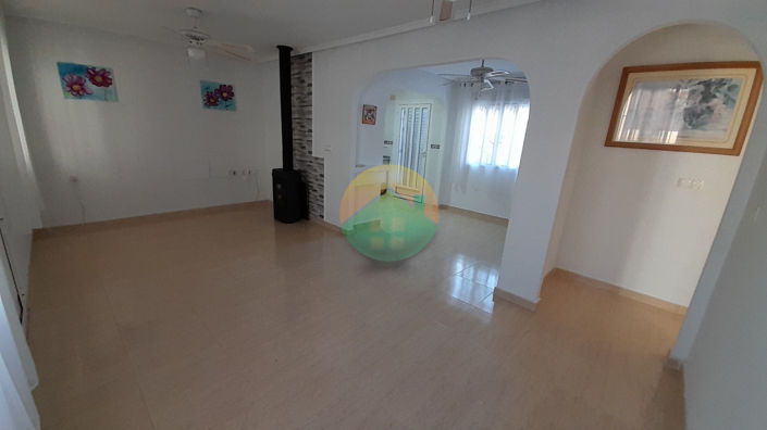 Image No.13-2 Bed House for sale