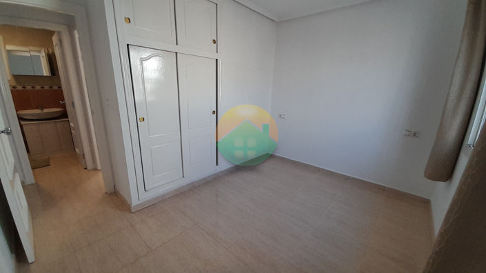 Image No.18-2 Bed House for sale