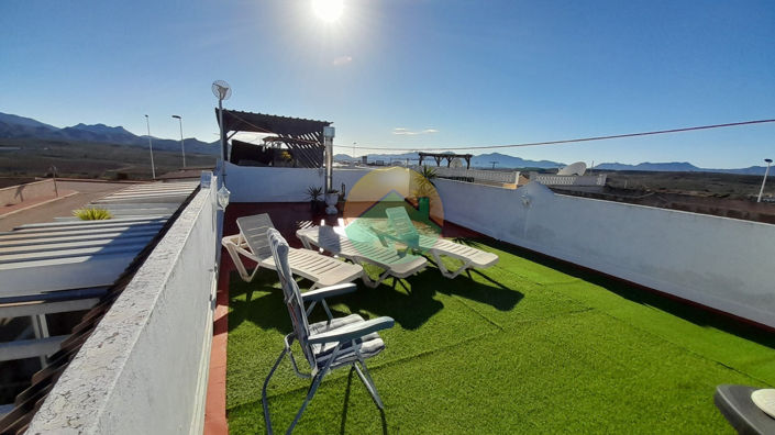 Image No.2-2 Bed House for sale