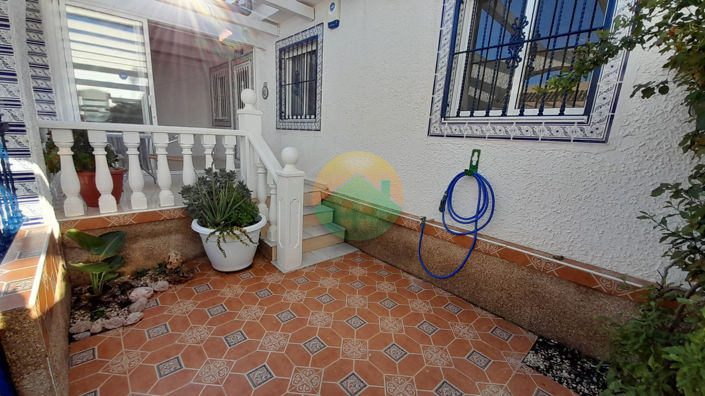 Image No.6-2 Bed House for sale