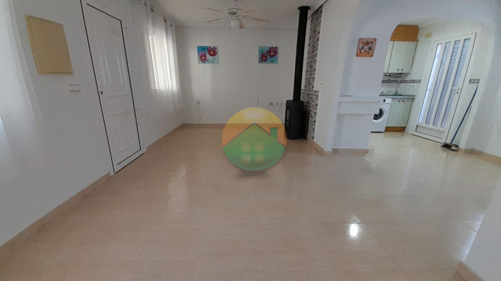 Image No.7-2 Bed House for sale