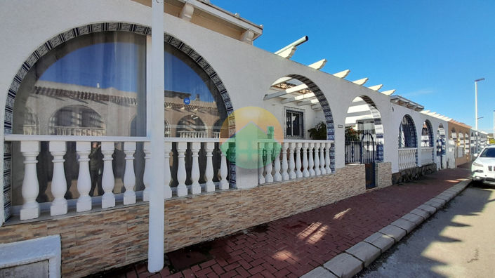 Image No.8-2 Bed House for sale