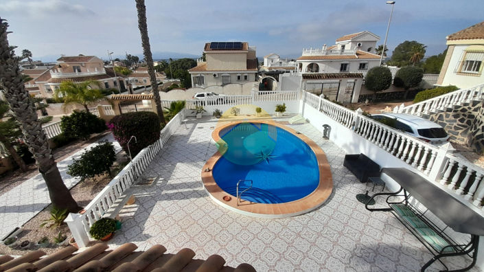 Image No.2-3 Bed Villa for sale