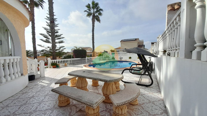 Image No.7-3 Bed Villa for sale