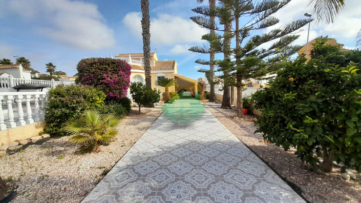 Image No.9-3 Bed Villa for sale