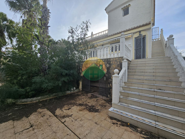 Image No.19-5 Bed Villa for sale