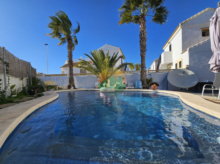 Image No.2-Villa de 3 chambres à vendre à Camposol