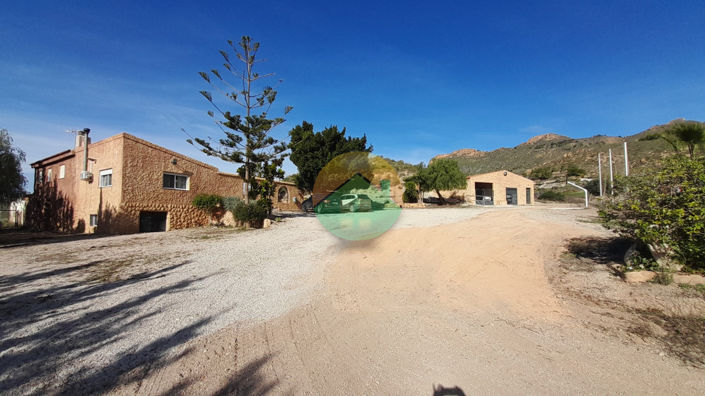 Image No.10-4 Bed Villa for sale