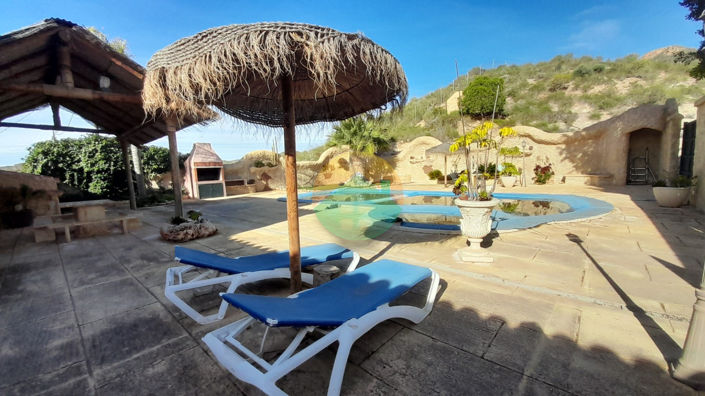 Image No.4-4 Bed Villa for sale