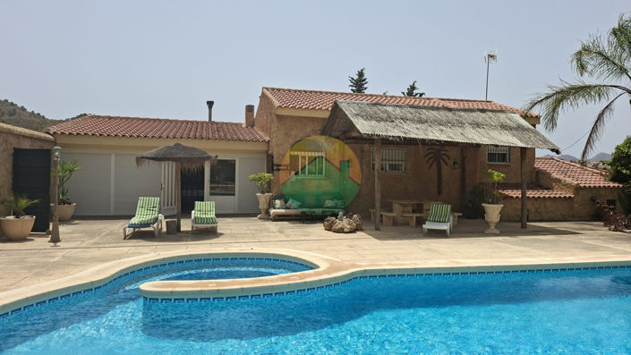Image No.4-4 Bed Villa for sale