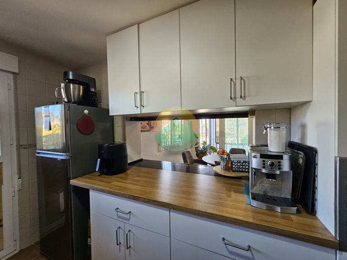 Image No.16-3 Bed Semi-Detached for sale