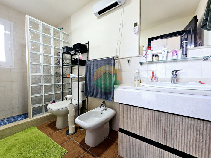 Image No.23-3 Bed Semi-Detached for sale