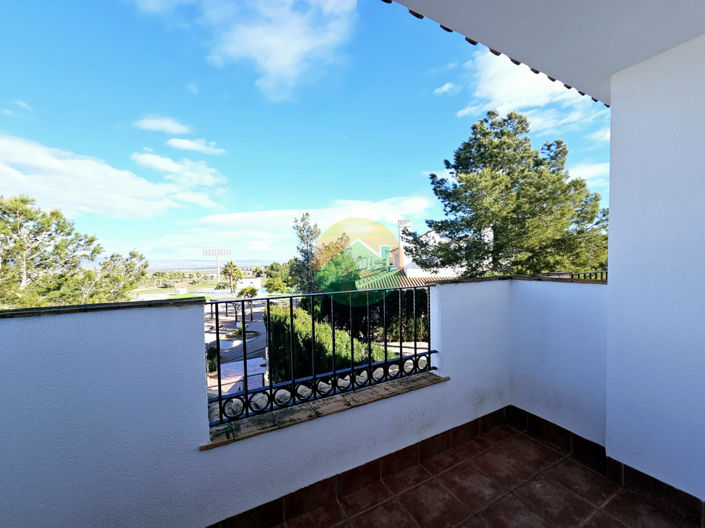 Image No.25-3 Bed Semi-Detached for sale