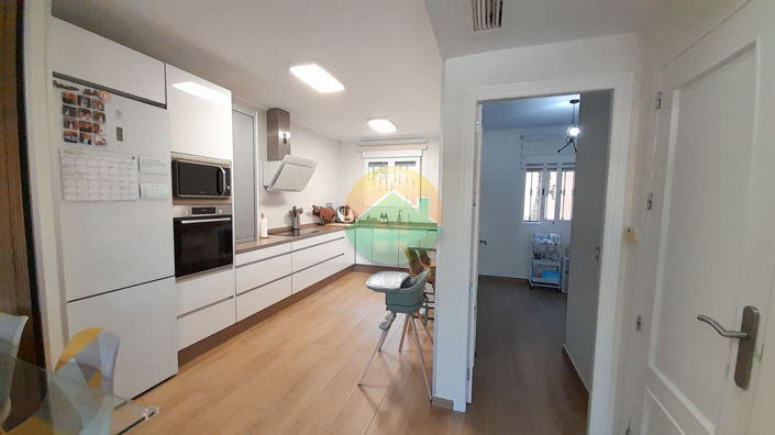 Image No.12-4 Bed House for sale