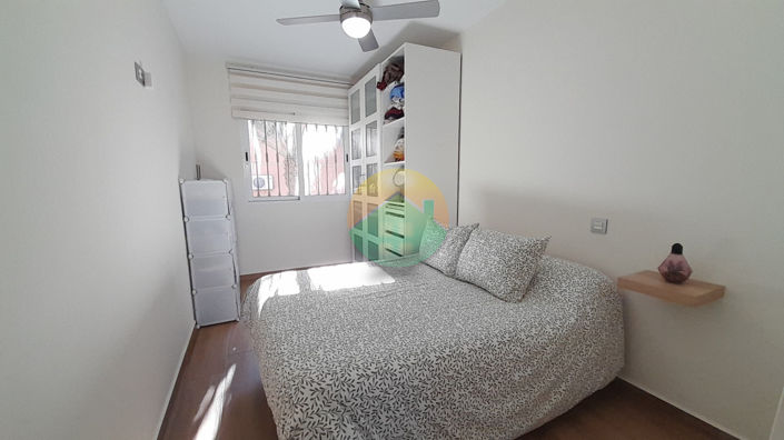 Image No.16-4 Bed House for sale