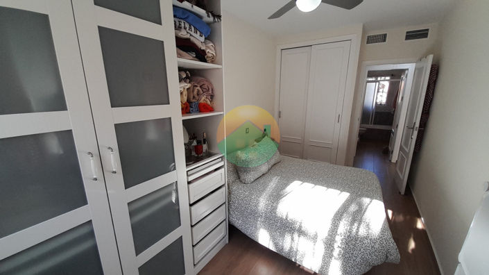 Image No.17-4 Bed House for sale