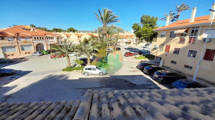 Image No.7-4 Bed House for sale