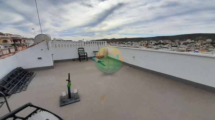 Image No.20-2 Bed House for sale