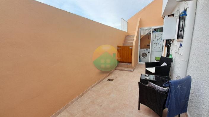 Image No.5-2 Bed House for sale