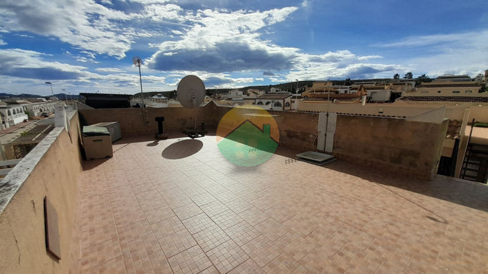 Image No.4-2 Bed Semi-Detached for sale