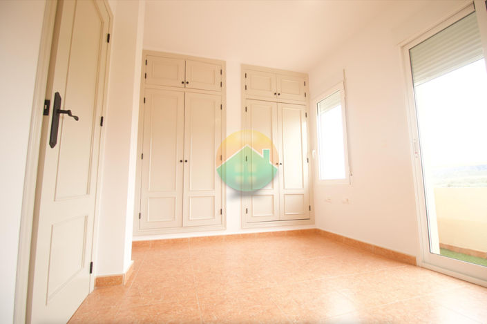 Image No.6-Jumelé de 3 chambres à vendre à La Pinilla