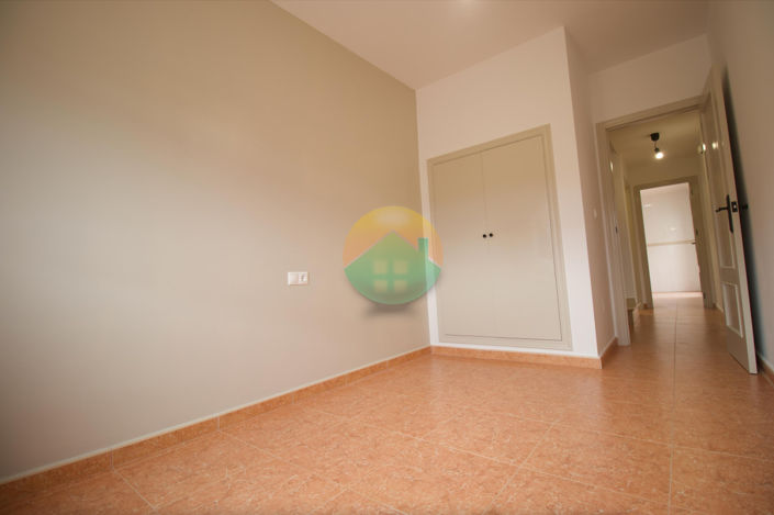 Image No.7-Jumelé de 3 chambres à vendre à La Pinilla