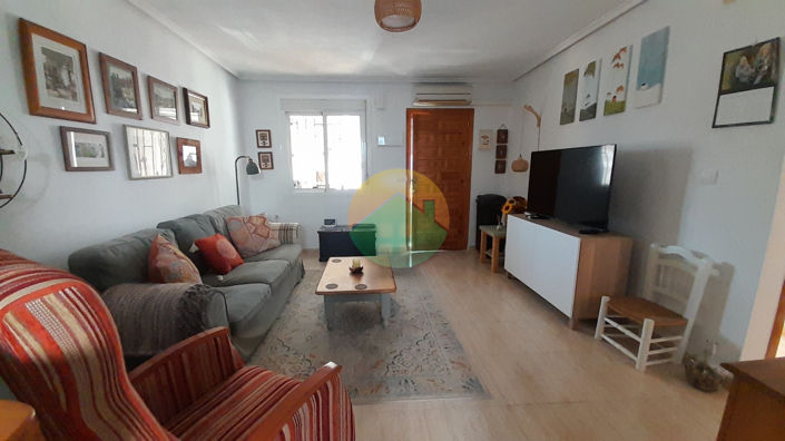 Image No.12-2 Bed House for sale