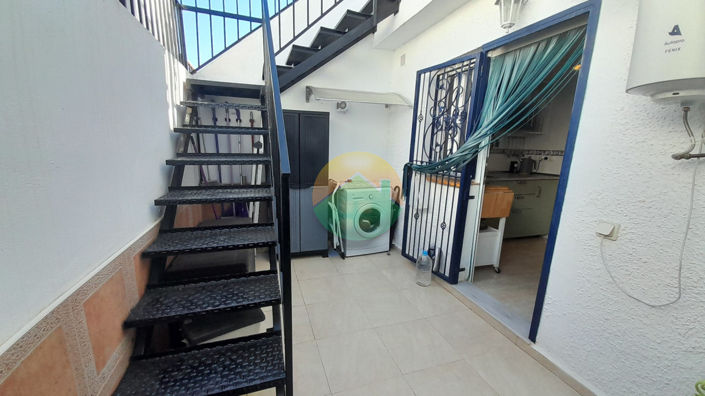 Image No.25-2 Bed House for sale