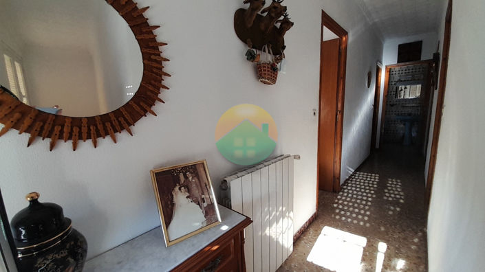 Image No.8-3 Bed House for sale