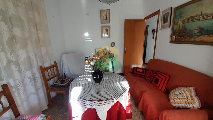 Image No.9-3 Bed House for sale