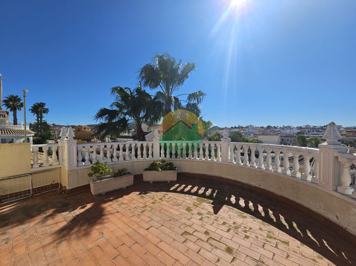 Image No.21-3 Bed Villa for sale