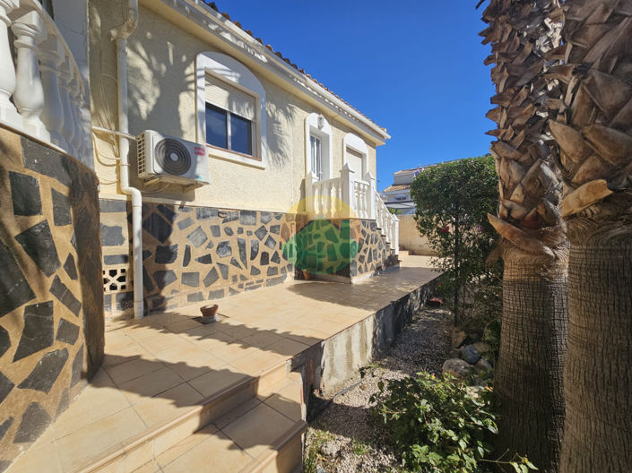 Image No.22-3 Bed Villa for sale