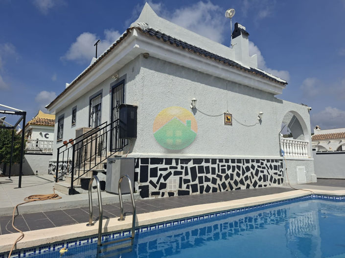 Image No.4-2 Bed Villa for sale