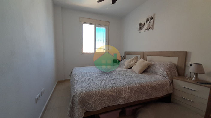 Image No.16-2 Bed Semi-Detached for sale