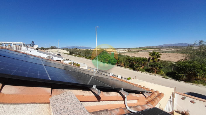 Image No.22-2 Bed Semi-Detached for sale