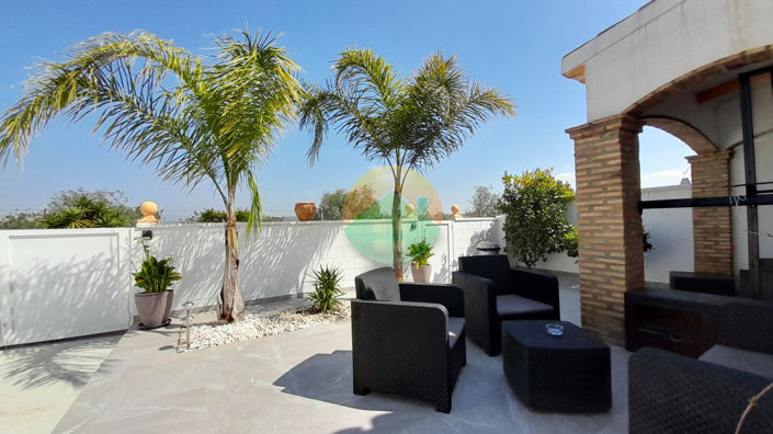 Image No.2-2 Bed Semi-Detached for sale