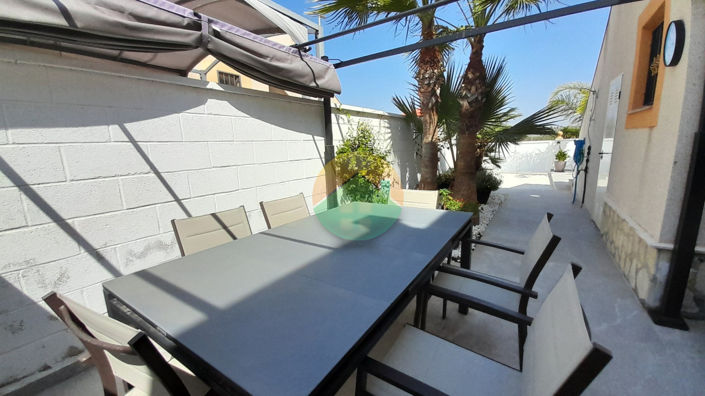 Image No.22-2 Bed Semi-Detached for sale