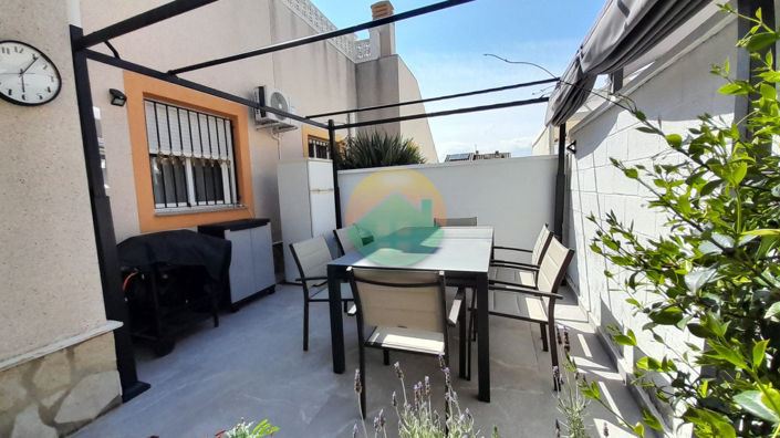 Image No.5-2 Bed Semi-Detached for sale