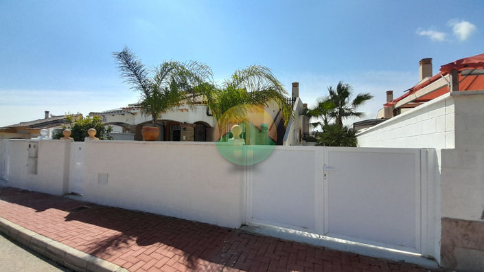 Image No.8-2 Bed Semi-Detached for sale