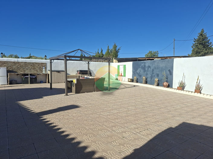 Image No.10-5 Bed House for sale