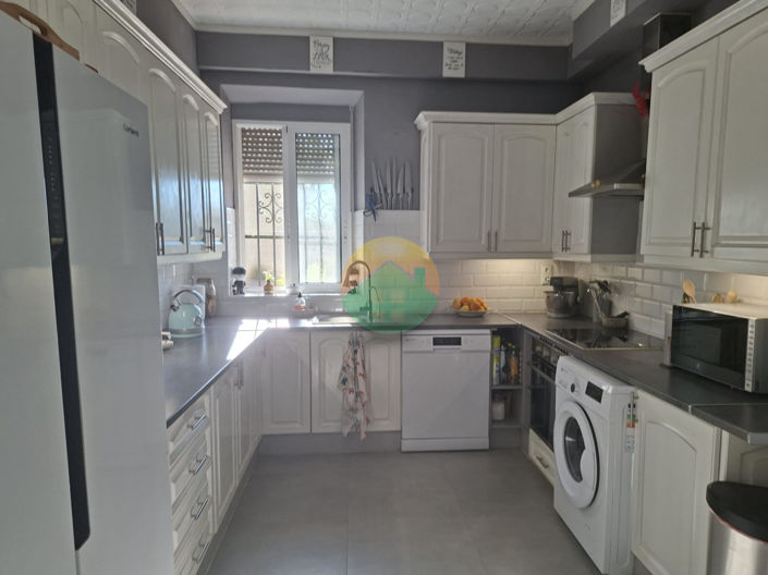 Image No.18-5 Bed House for sale