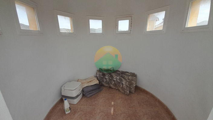 Image No.25-2 Bed Villa for sale