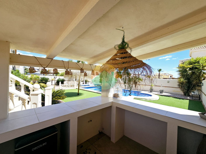 Image No.6-3 Bed Villa for sale